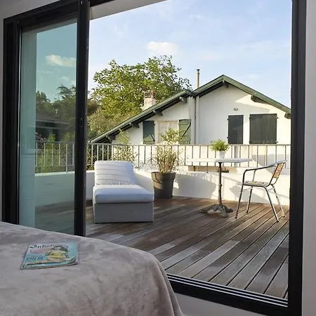 וילה D'architecte Avec Piscine Pour 6 Personnes Proche *