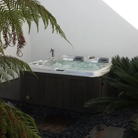 D'architecte Avec Piscine Pour 6 Personnes Proche