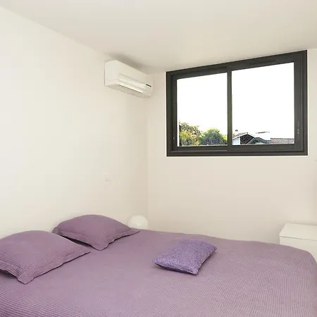 D'architecte Avec Piscine Pour 6 Personnes Proche ביאריץ